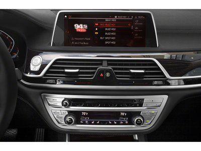 2021 BMW 7 series 740i