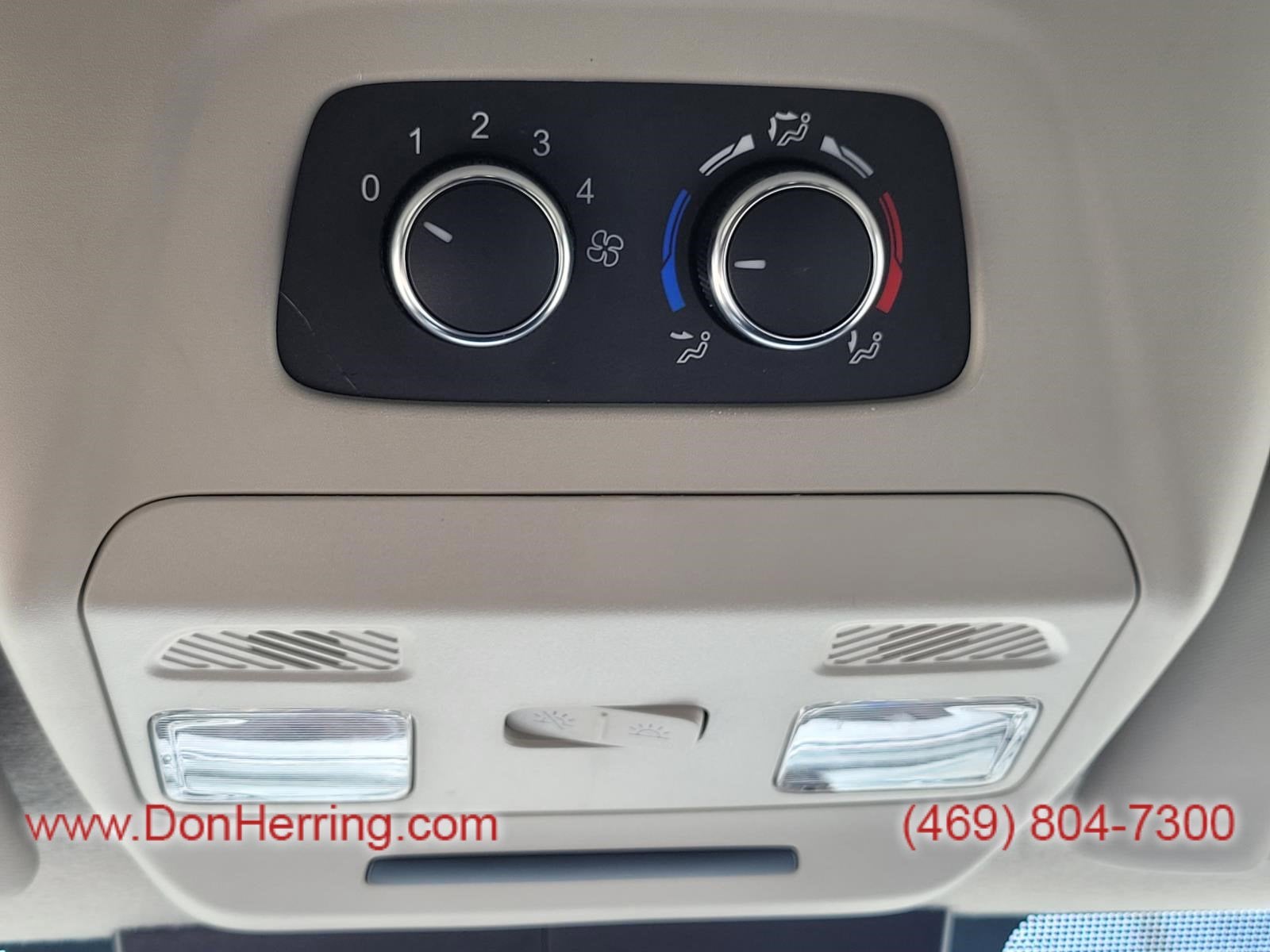 2023 Ford Transit Passenger Wagon XLT