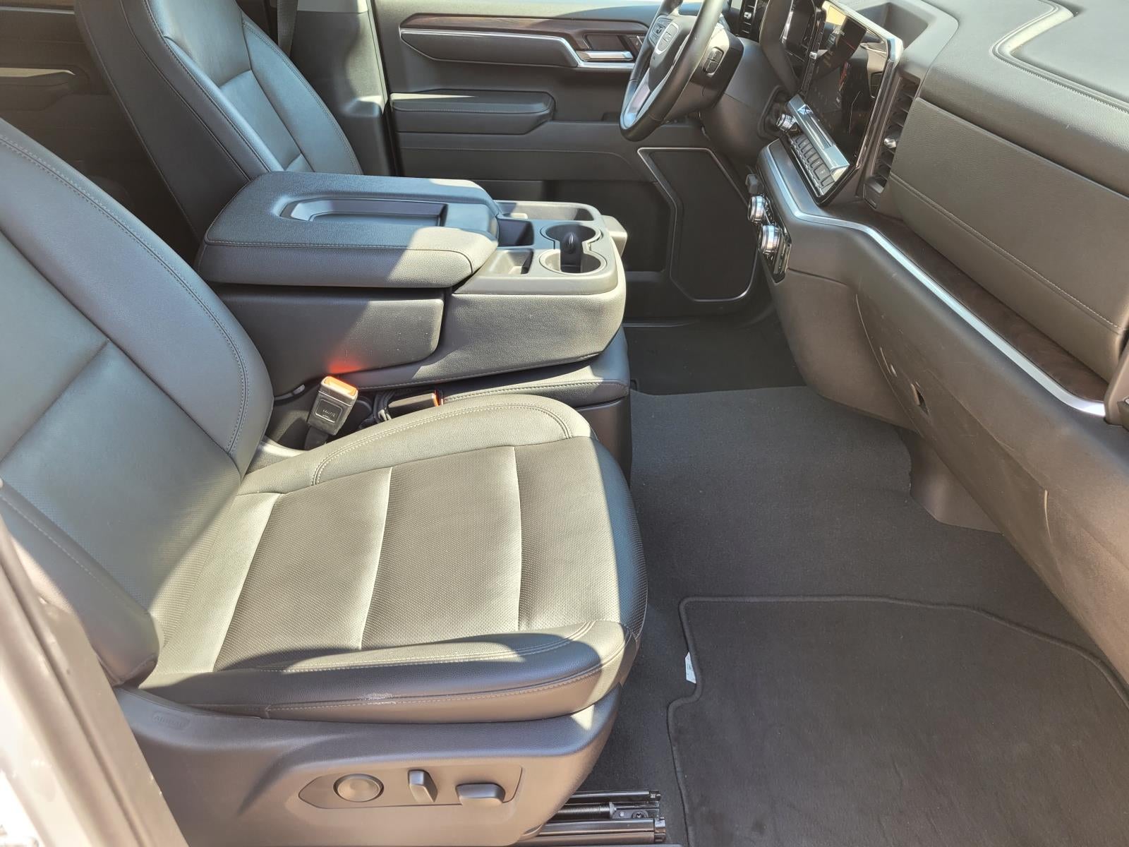 2025 GMC Sierra SLT