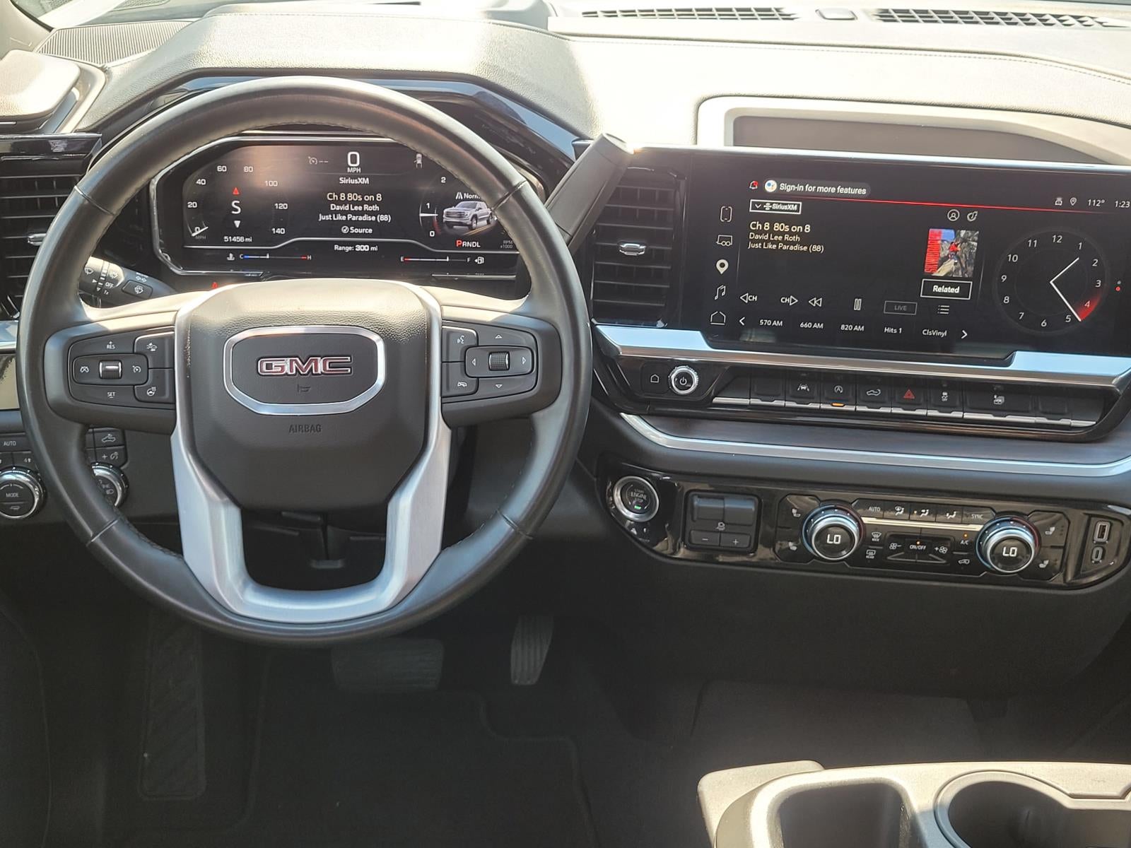 2025 GMC Sierra SLT