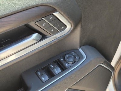 2025 GMC Sierra SLT