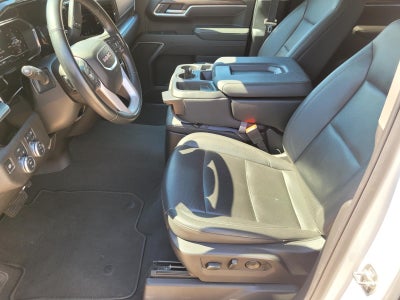 2025 GMC Sierra SLT