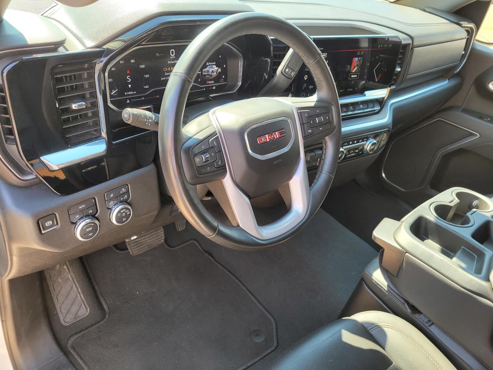 2025 GMC Sierra SLT