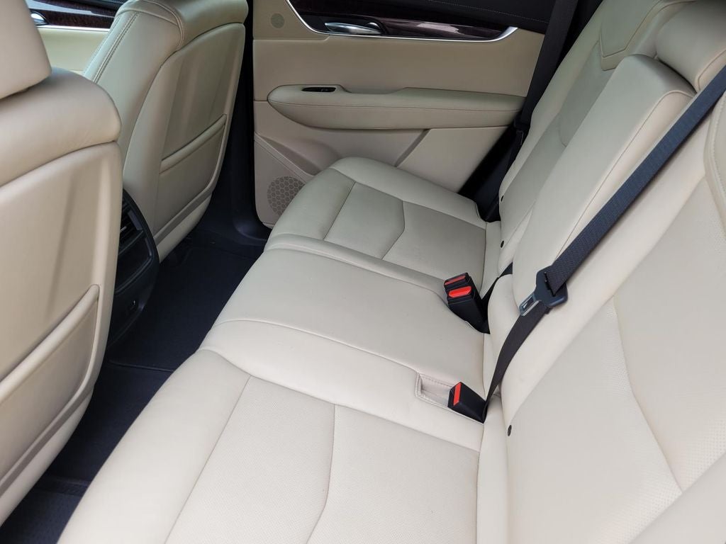 2017 Cadillac XT5 Premium Luxury FWD