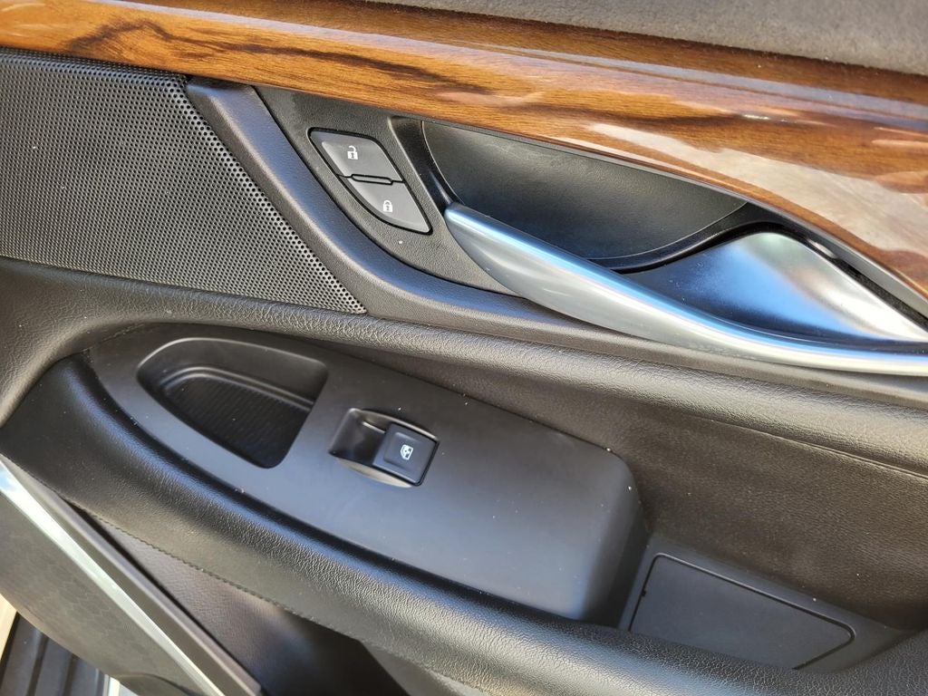 2017 Cadillac Escalade Luxury