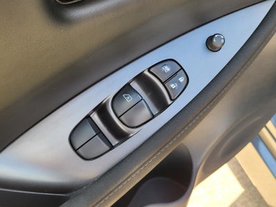 2023 Nissan LEAF S