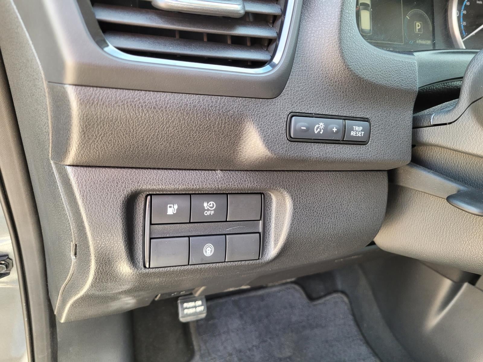 2023 Nissan LEAF S