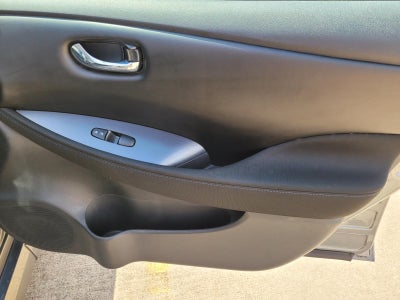 2023 Nissan LEAF S