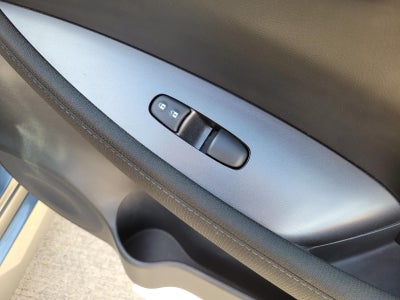 2023 Nissan LEAF S