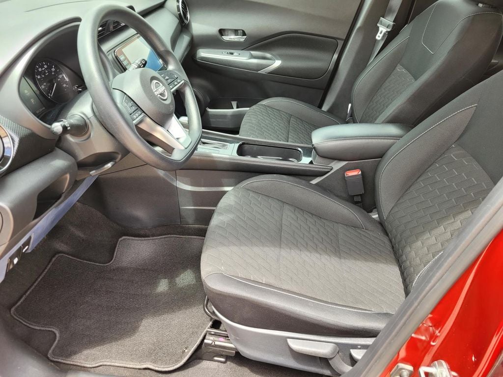 2022 Nissan Kicks SV