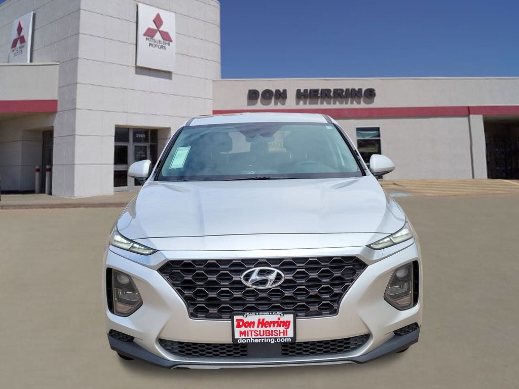 Used 2019 Hyundai Santa Fe SE with VIN 5NMS23AD8KH027780 for sale in Irving, TX