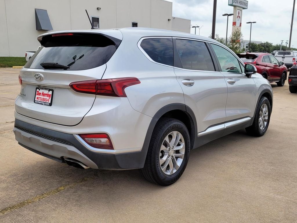2019 Hyundai Santa Fe SE