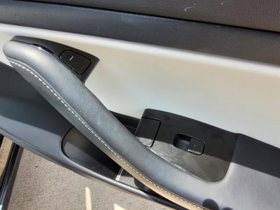 2018 Tesla Model 3 Performance