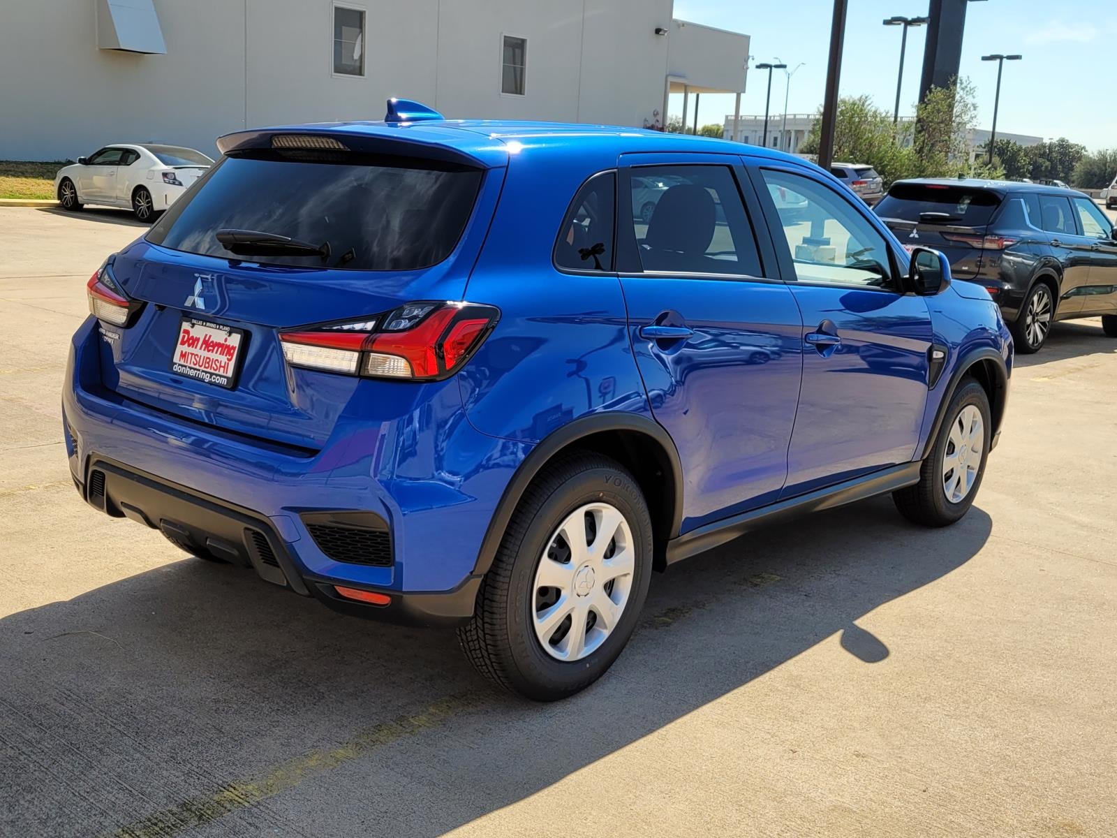2027 Mitsubishi Outlander Sport S
