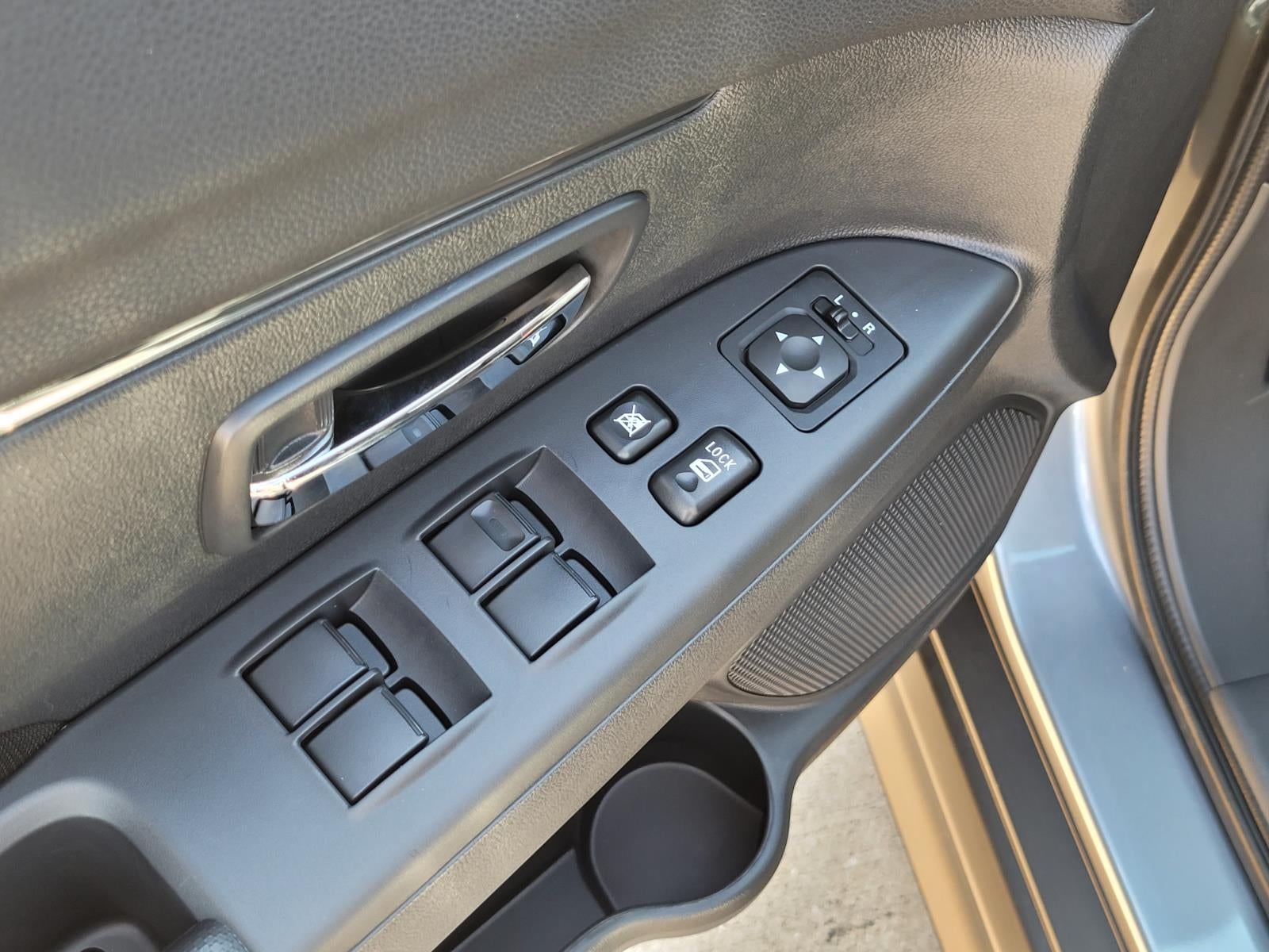 2027 Mitsubishi Outlander Sport S