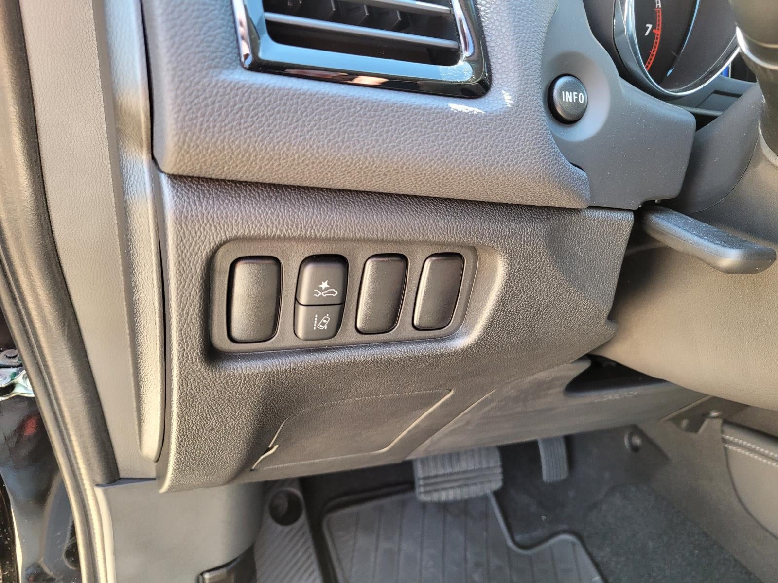 2027 Mitsubishi Outlander Sport ES