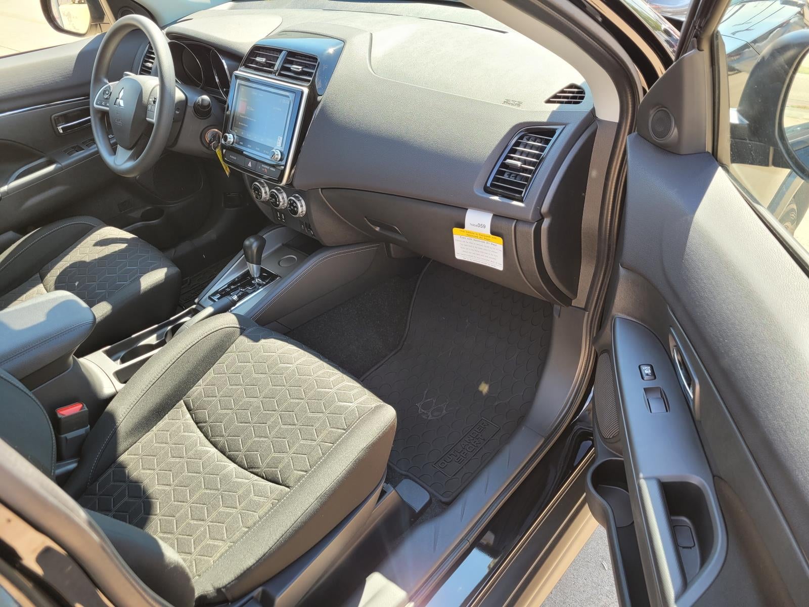 2027 Mitsubishi Outlander Sport ES