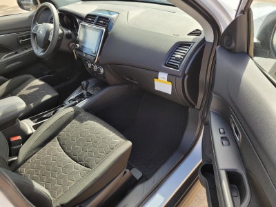2027 Mitsubishi Outlander Sport ES