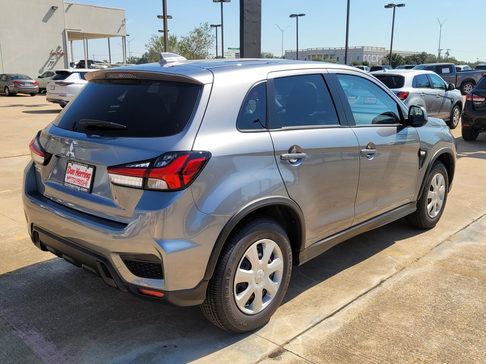 2027 Mitsubishi Outlander Sport S