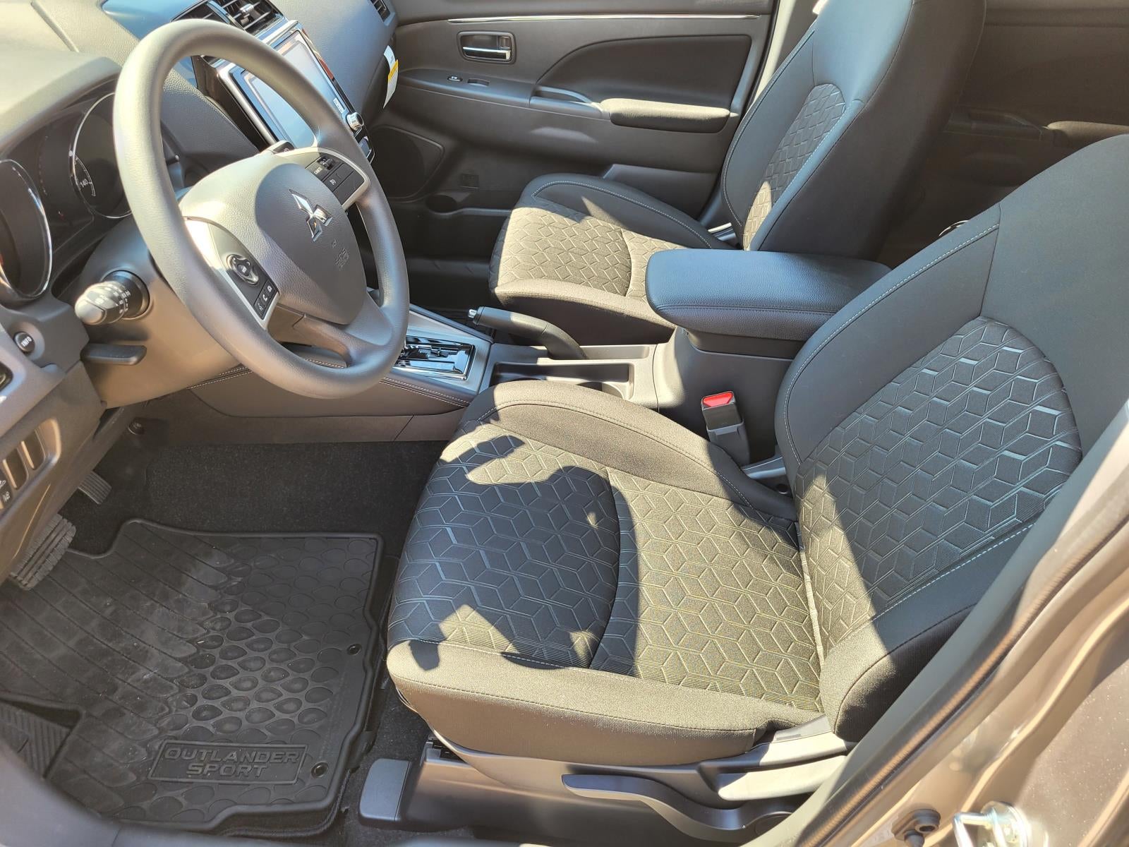 2027 Mitsubishi Outlander Sport ES