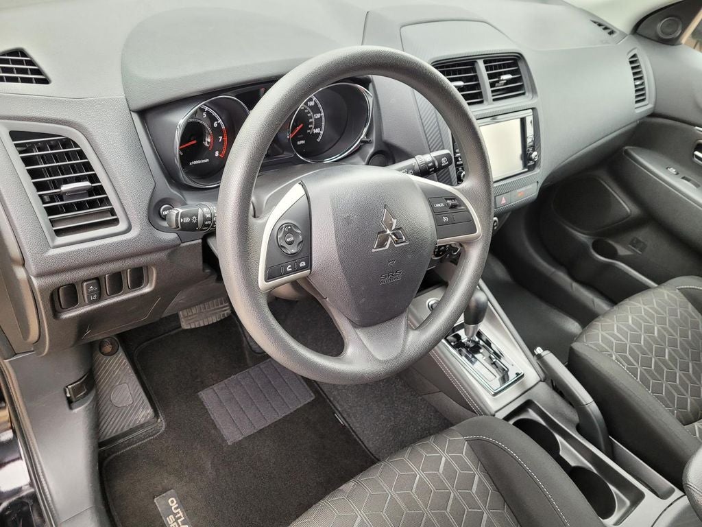 2024 Mitsubishi Outlander Sport ES