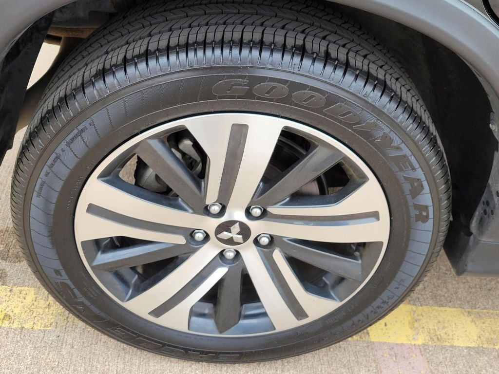 2024 Mitsubishi Outlander Sport ES