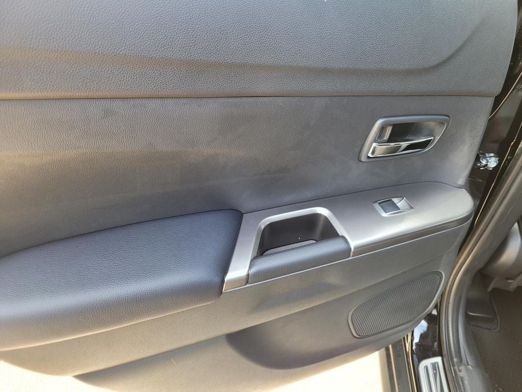 2026 Mitsubishi Outlander Sport SE