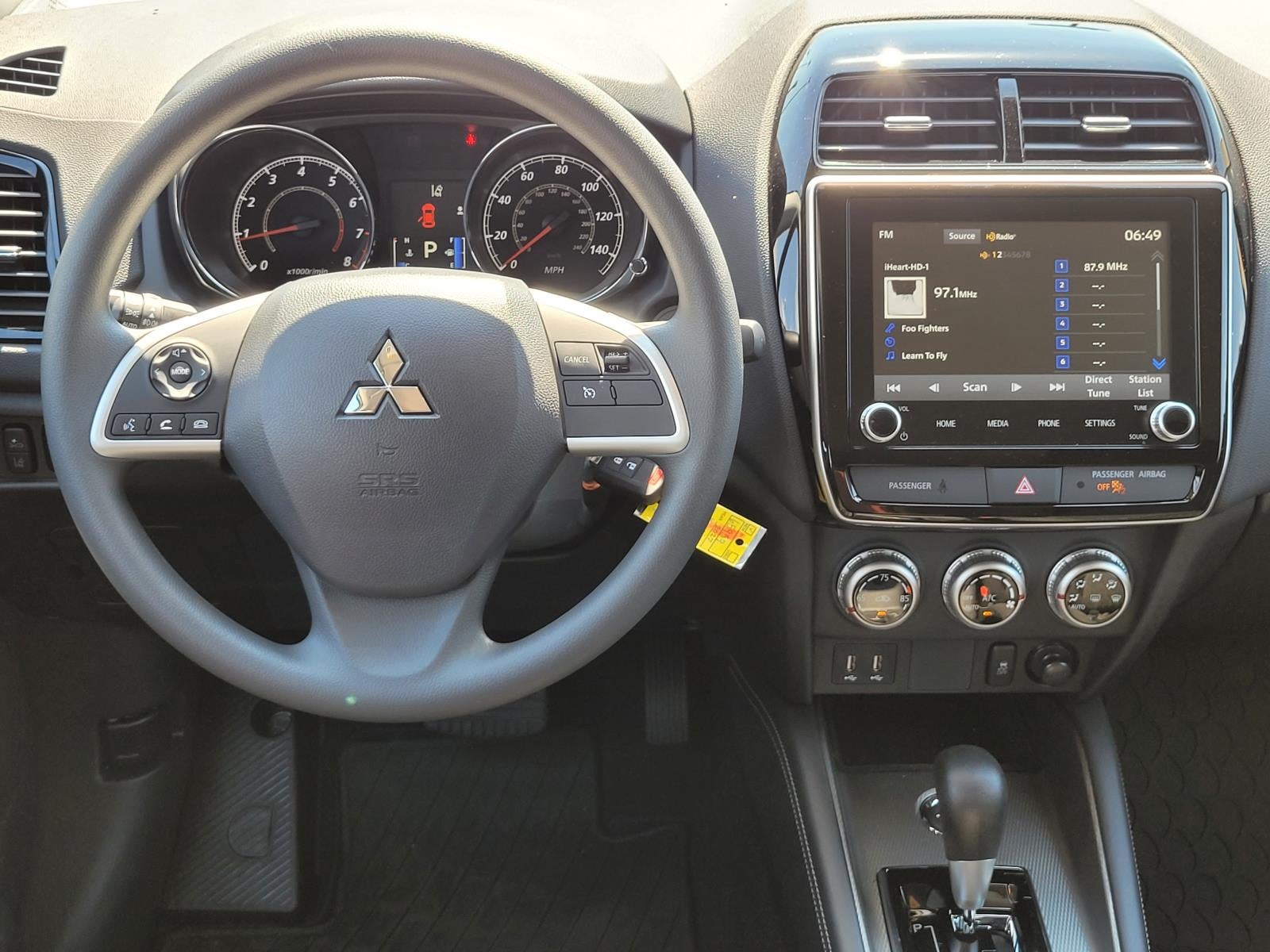 2027 Mitsubishi Outlander Sport ES