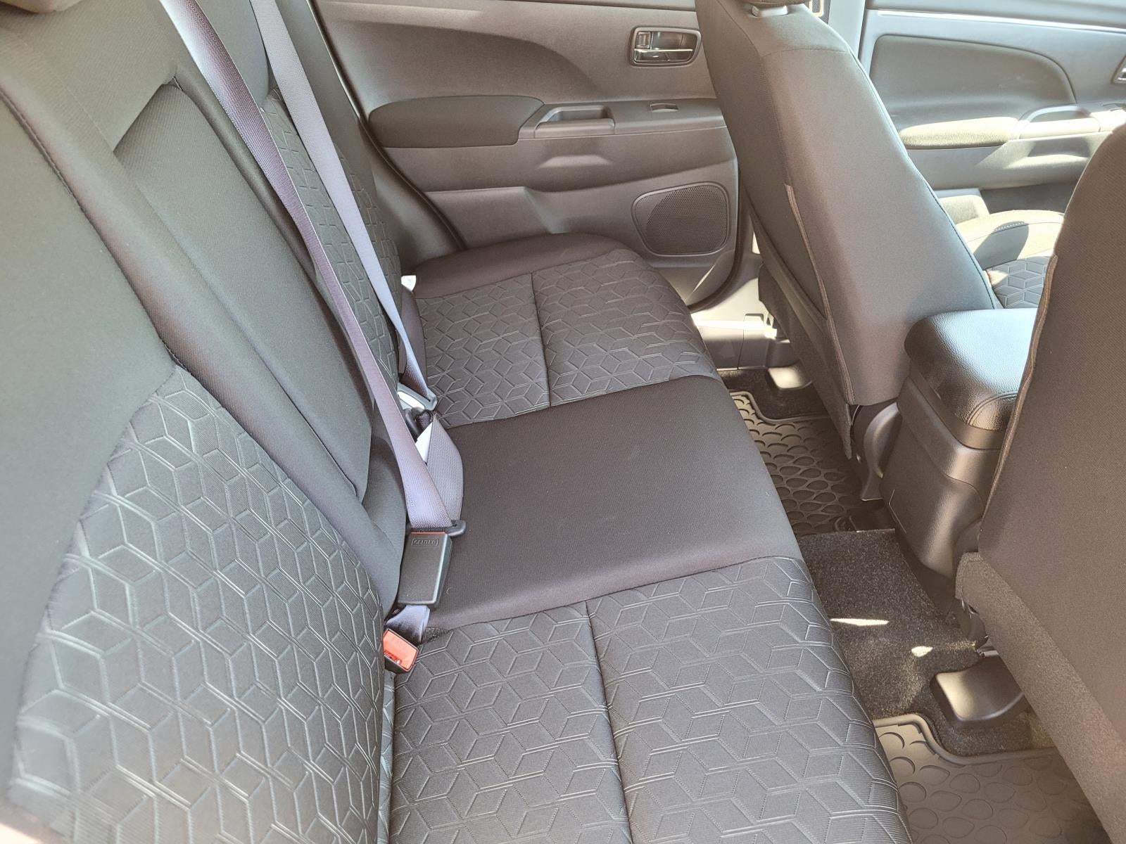 2027 Mitsubishi Outlander Sport ES