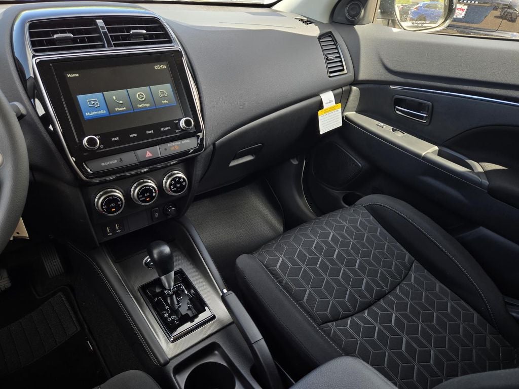 2026 Mitsubishi Outlander Sport ES