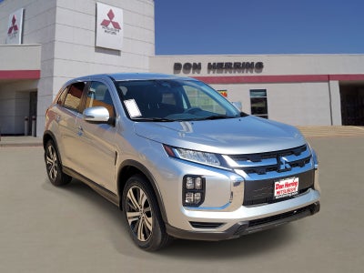 2027 Mitsubishi Outlander Sport SE