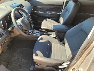 2027 Mitsubishi Outlander Sport SE