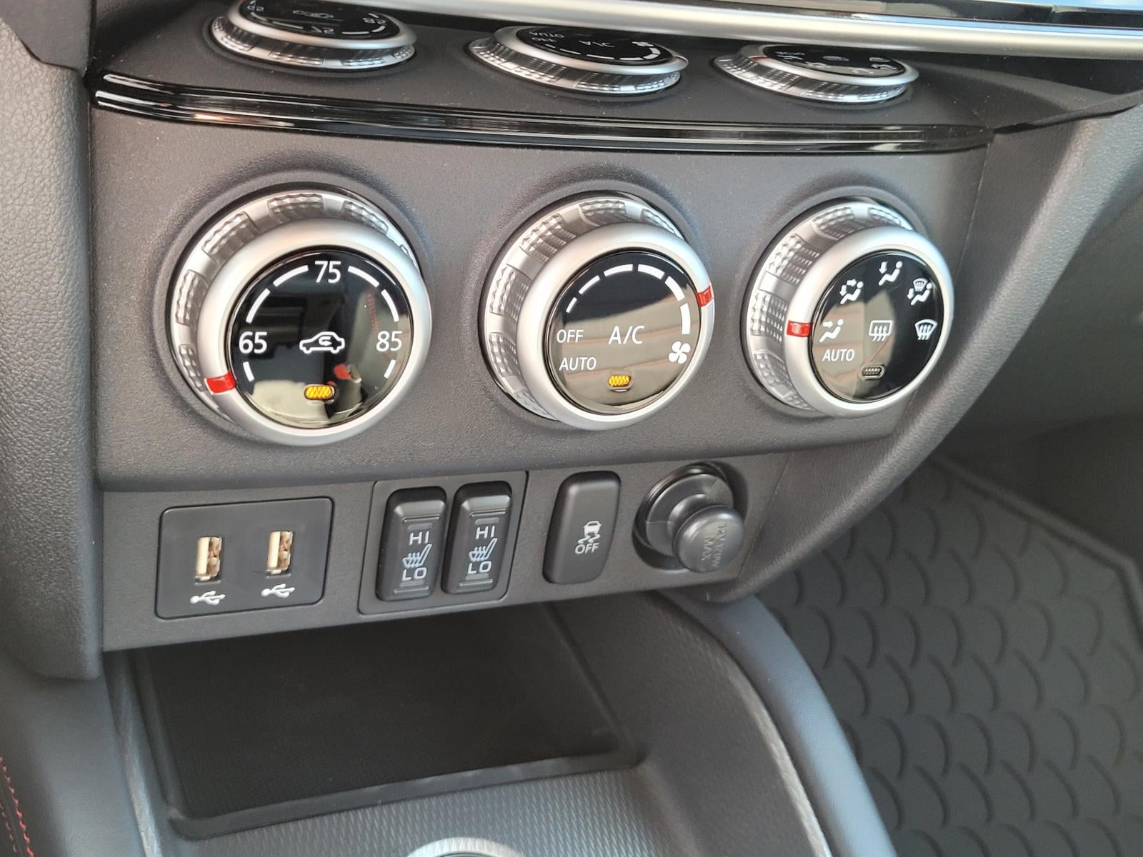 2027 Mitsubishi Outlander Sport SE