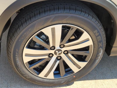 2027 Mitsubishi Outlander Sport SE