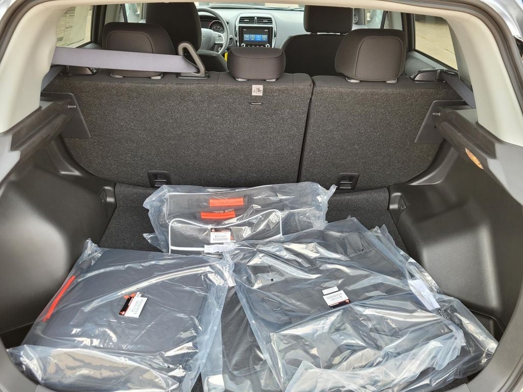 2026 Mitsubishi Outlander Sport ES