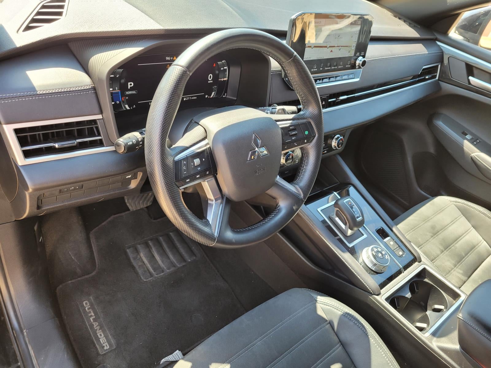 2023 Mitsubishi Outlander SE Black Edition