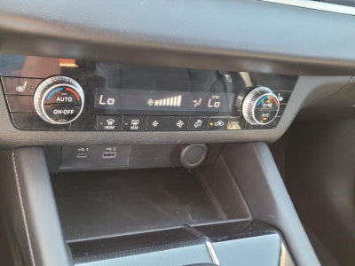 2023 Mitsubishi Outlander SE Black Edition