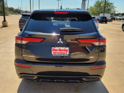 2023 Mitsubishi Outlander SE Black Edition