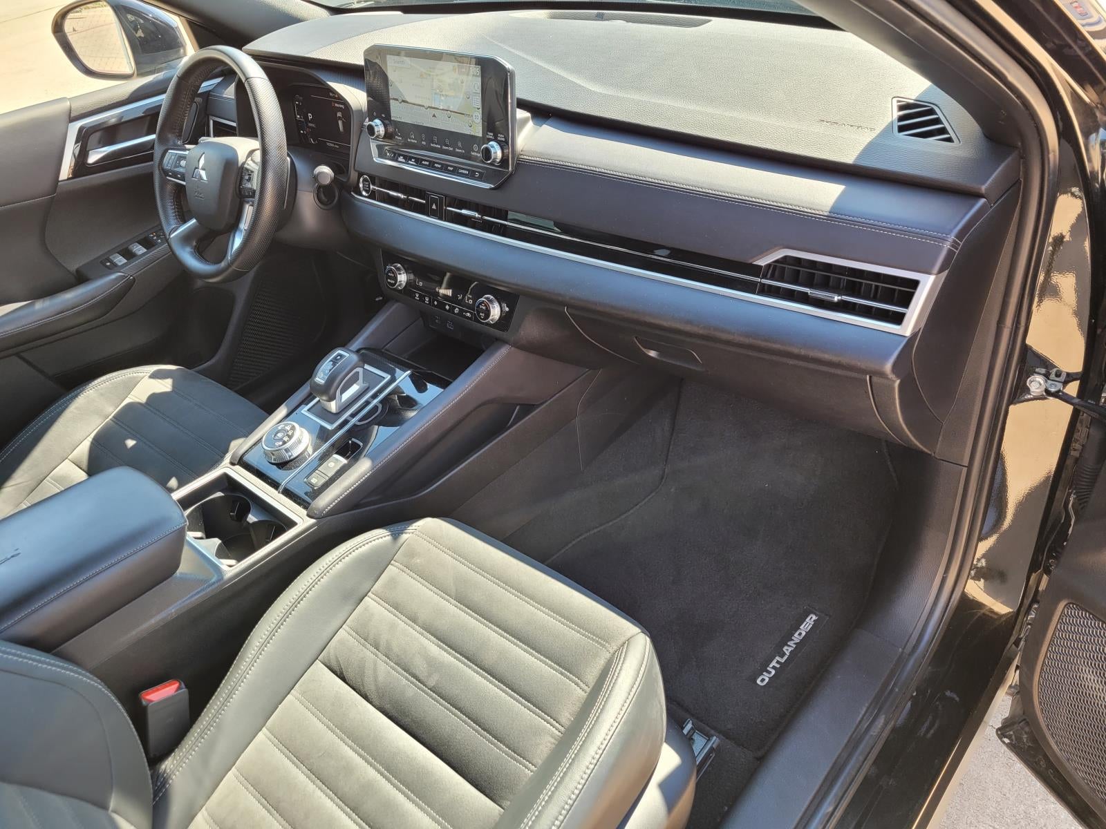 2023 Mitsubishi Outlander SE Black Edition