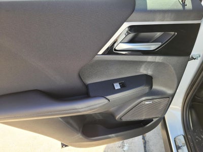 2026 Mitsubishi Outlander ES