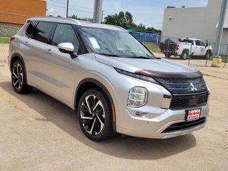 2023 Mitsubishi Outlander SEL