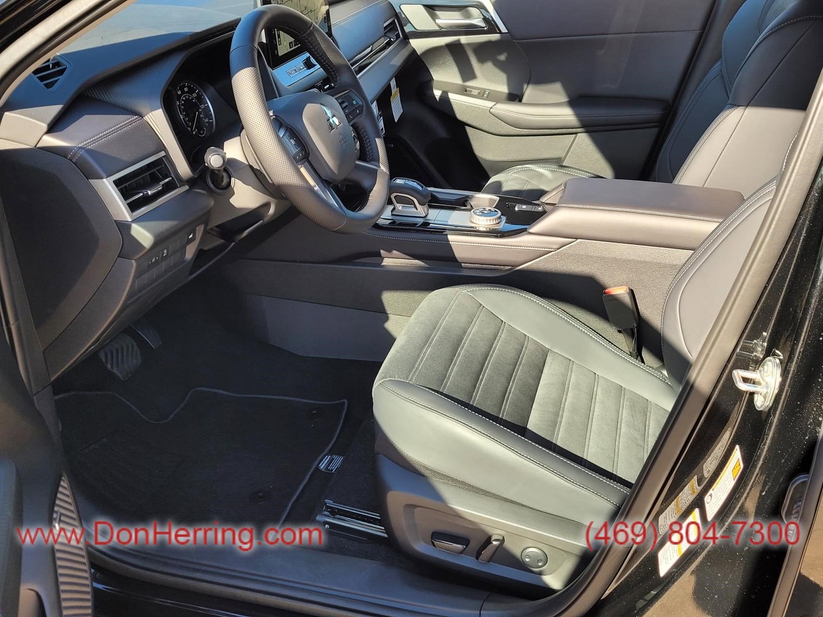 2026 Mitsubishi Outlander SE 2WD