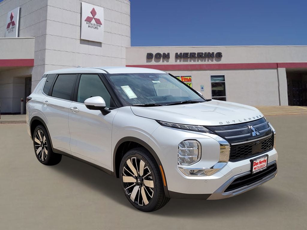 2026 Mitsubishi Outlander SE FWD's photo