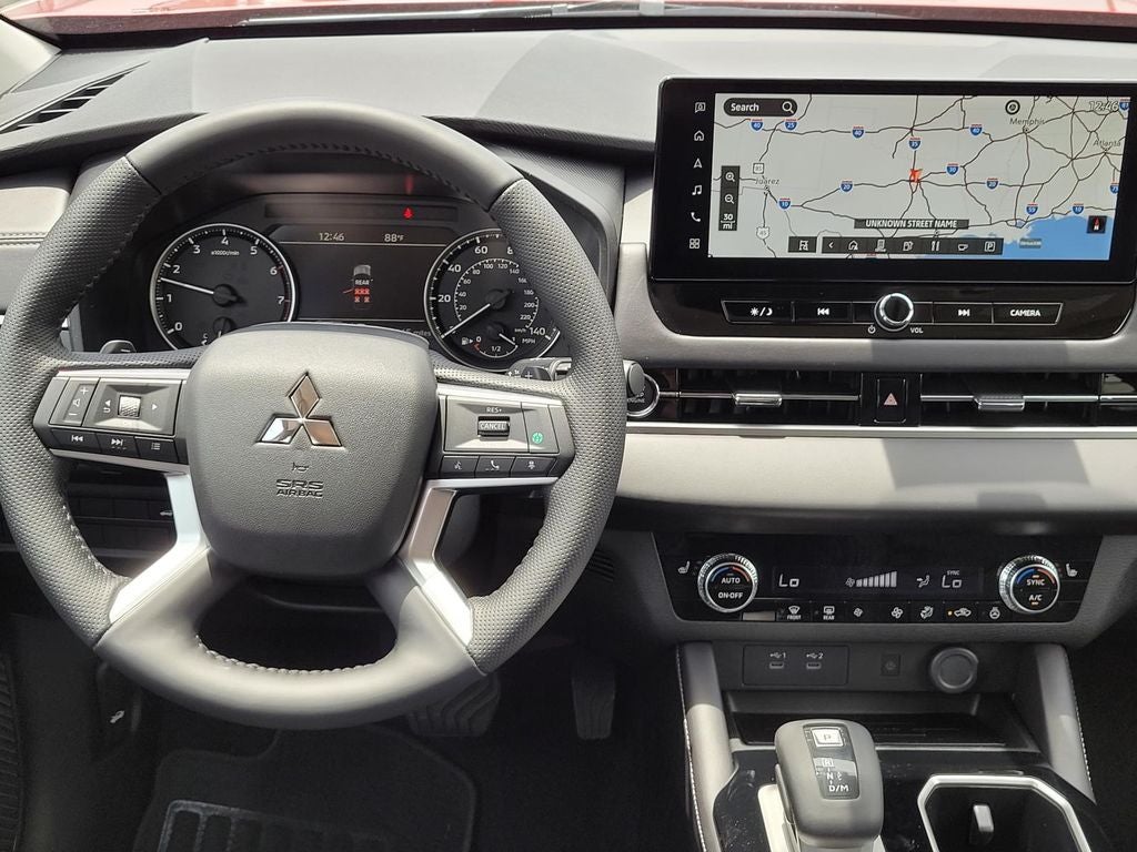 2026 Mitsubishi Outlander SE