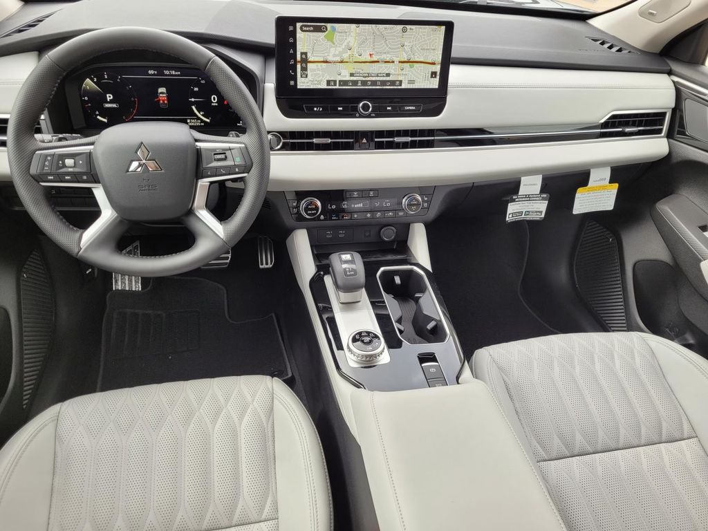 2026 Mitsubishi Outlander SE