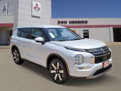 2026 Mitsubishi Outlander SE