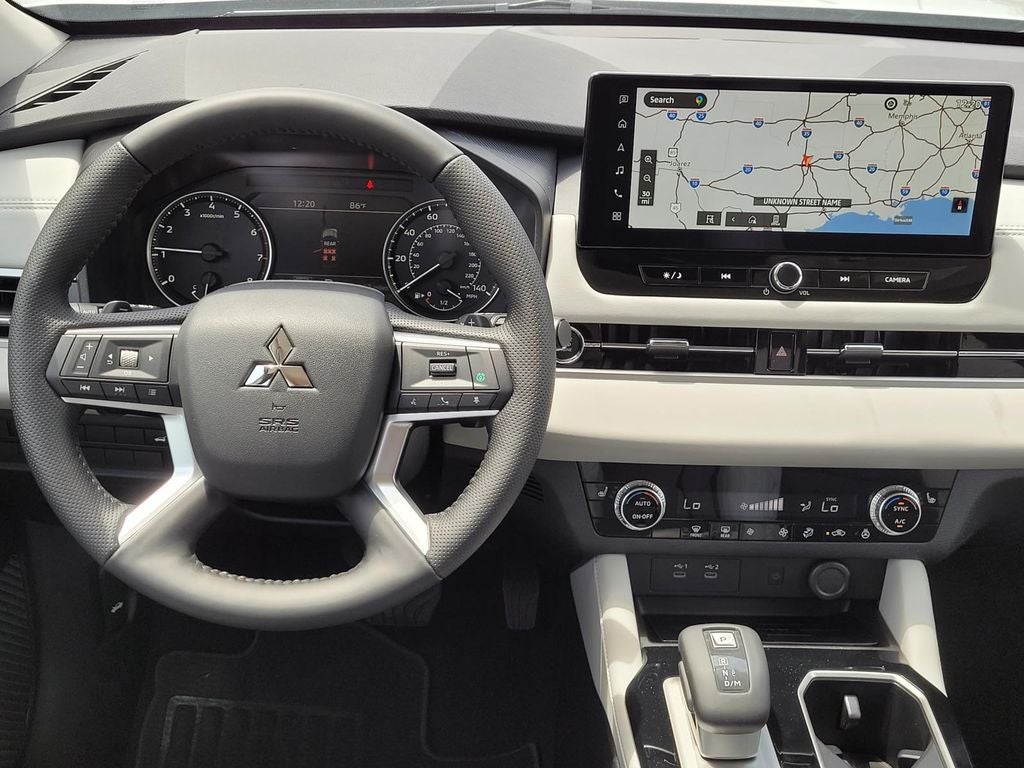 2026 Mitsubishi Outlander SE