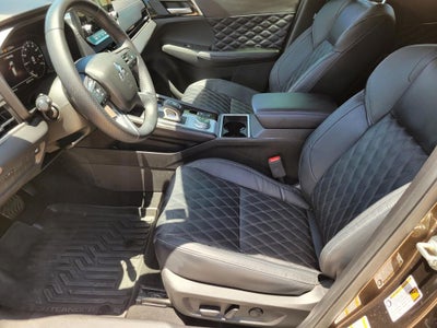 2024 Mitsubishi Outlander SEL