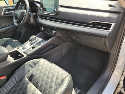 2024 Mitsubishi Outlander SEL