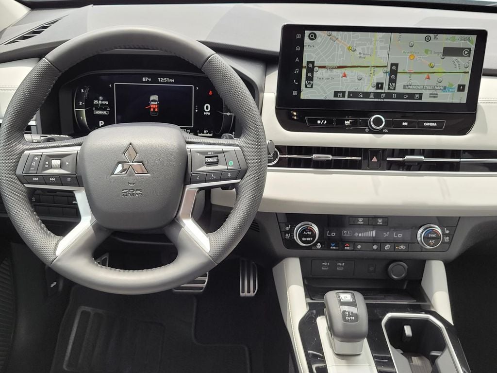 2026 Mitsubishi Outlander SEL